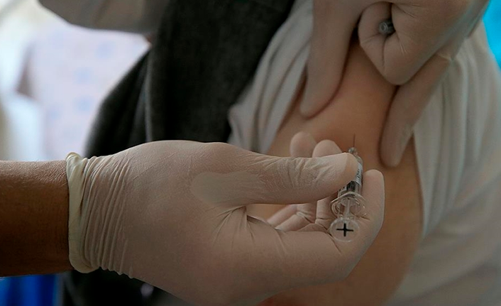 65 yaş ve üstü vatandaşlara 'grip aşısı' uygulaması başladı